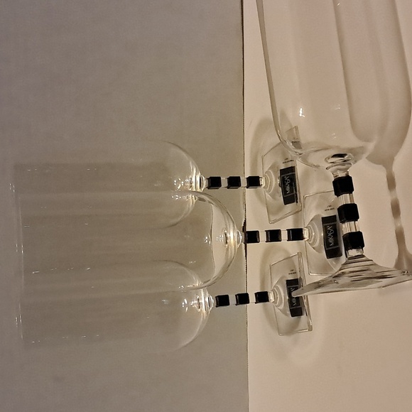 Water Goblet Viewpoint Black by MIKASA - Set of 4 Fine Crystal Preowned - Picture 6 of 10